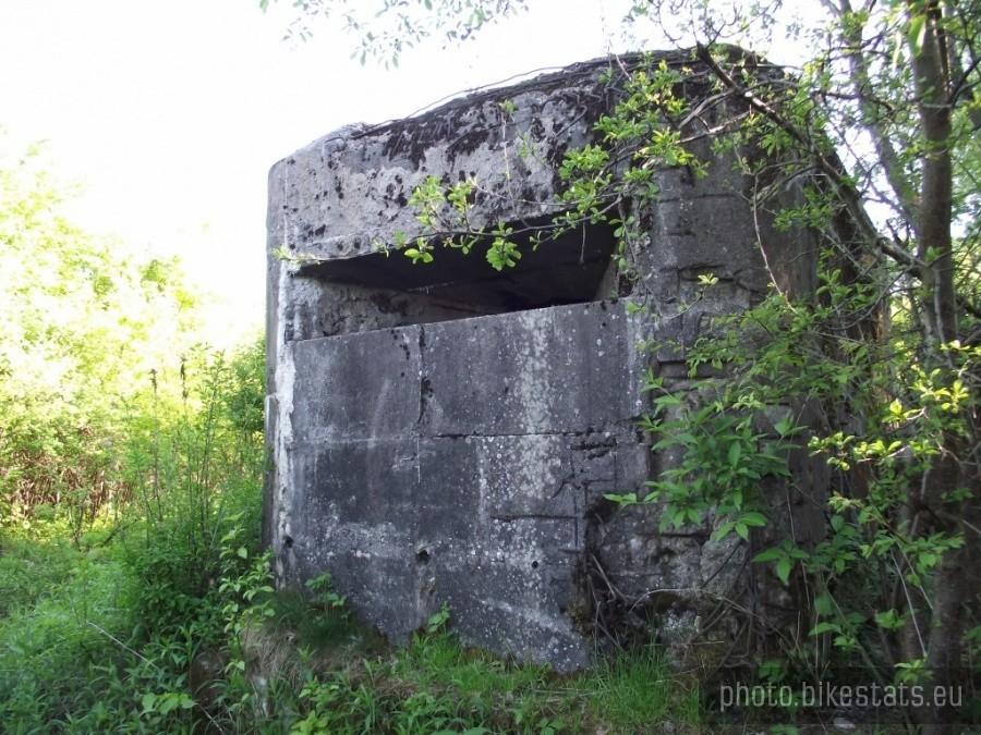 Schron pod Górą Kalwarią
