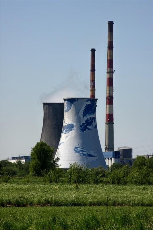 Czacha dymi.