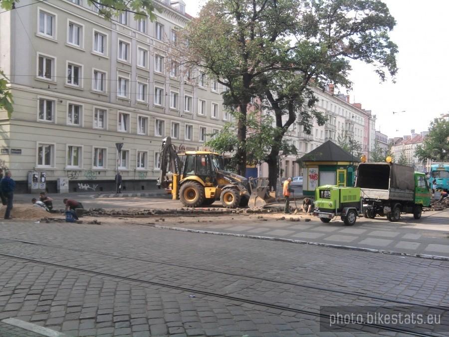 Remont torowiska na Placu Wielkopolskim