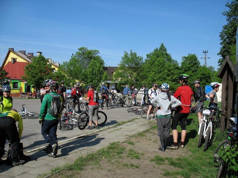 DyMnO 2011, Sadowne