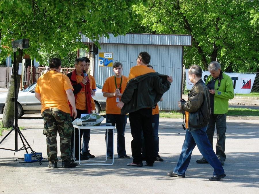 DyMnO 2011, Sadowne