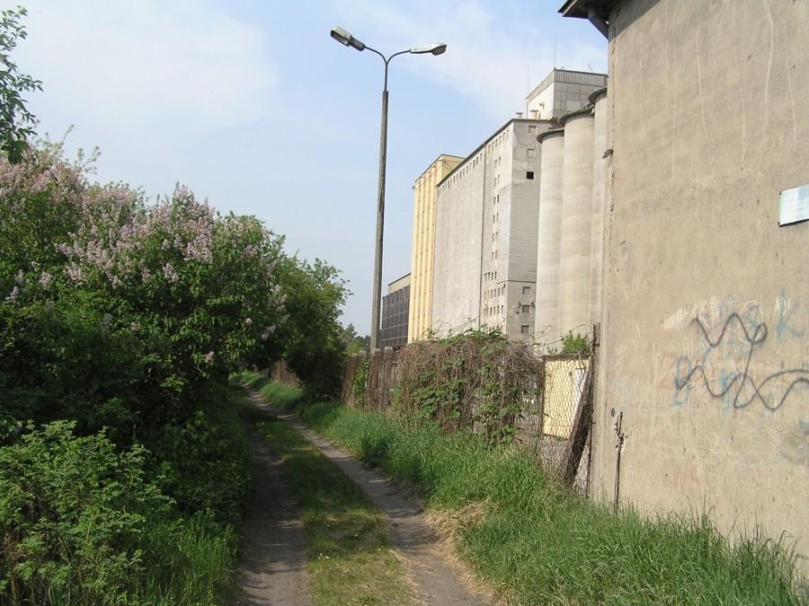 A silosy ze Słowacji o ile dobrze dostrzegłem na nich napis Vitkovice