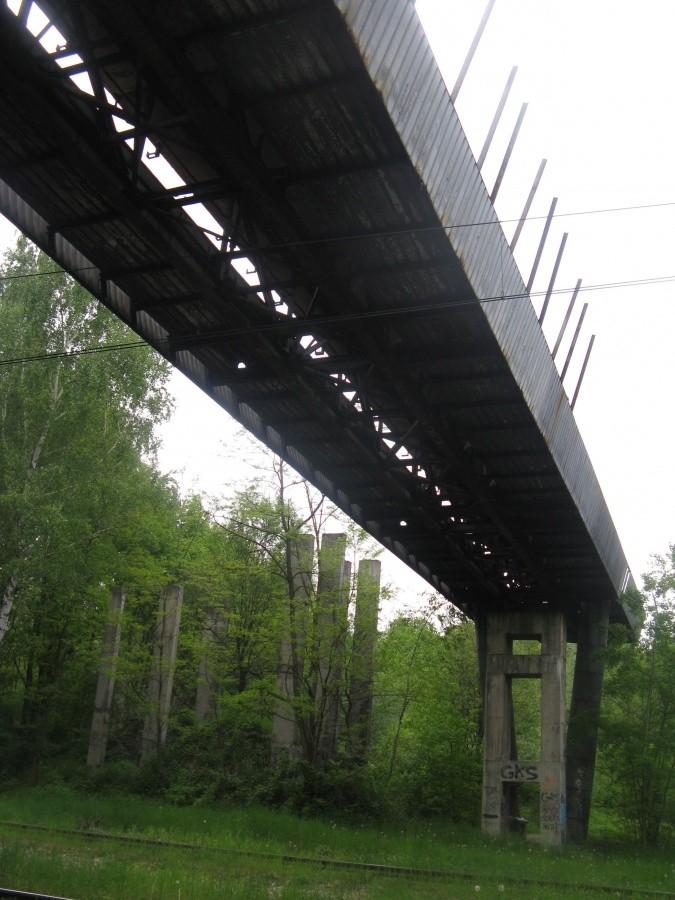 Most donikąd