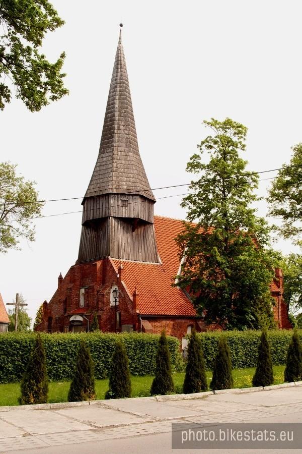 Kościół p.w. Wniebowzięci Najświętszej Marii Panny w Kończewicach wybudowany w 1354 r.