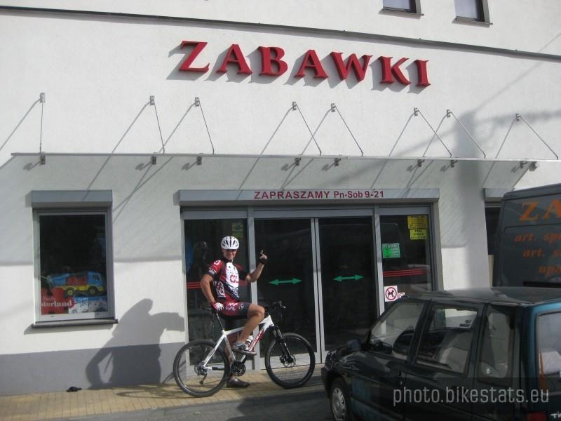 Ja i moja zabawka - w każdym facecie jest coś z dziecka :-)