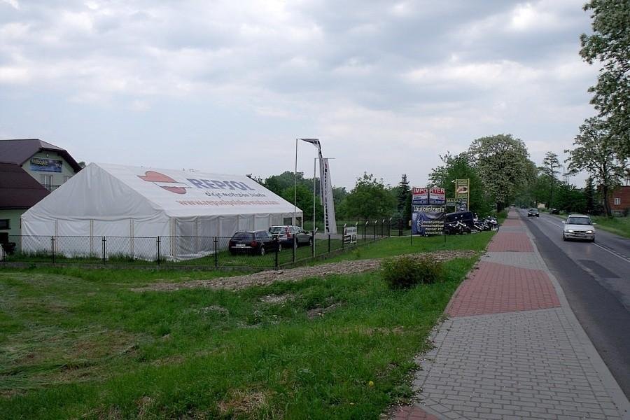 Hamuj bo będziesz zaraz skręcał w lewo