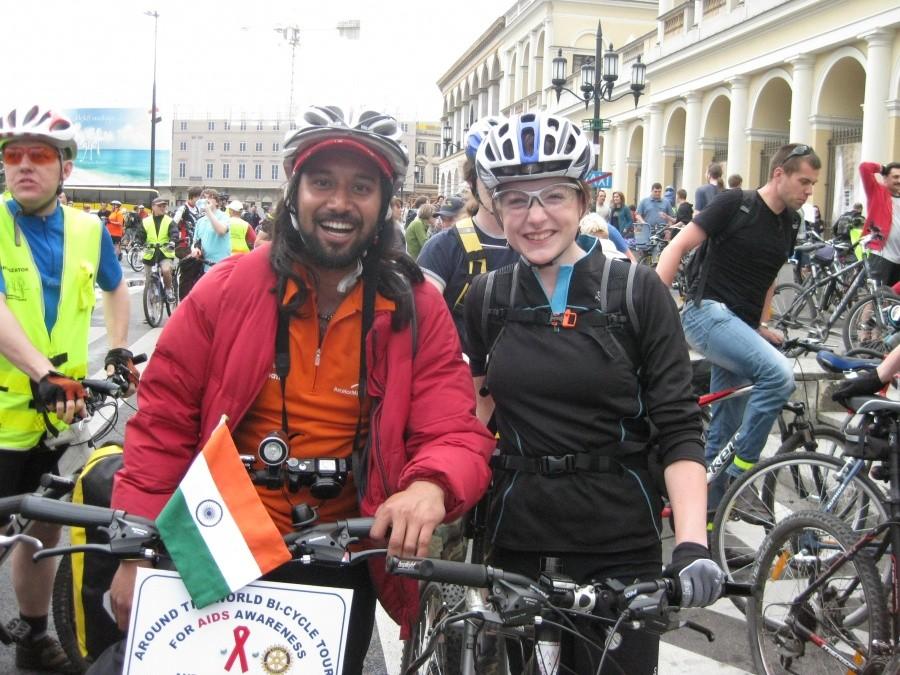 Wraz z Somenem Debnath i jego nowym bicyklem