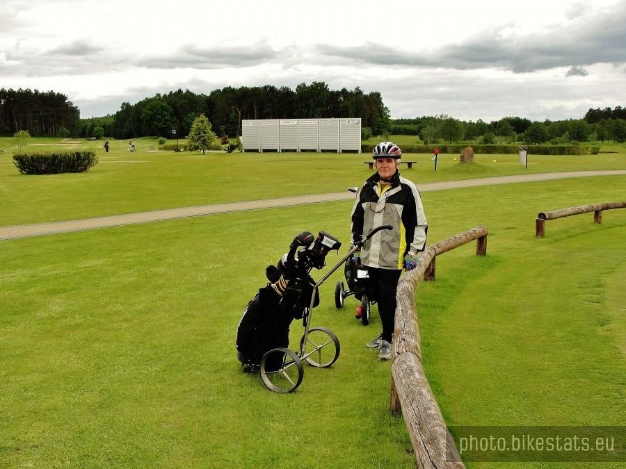 Ja na polu golfowym.