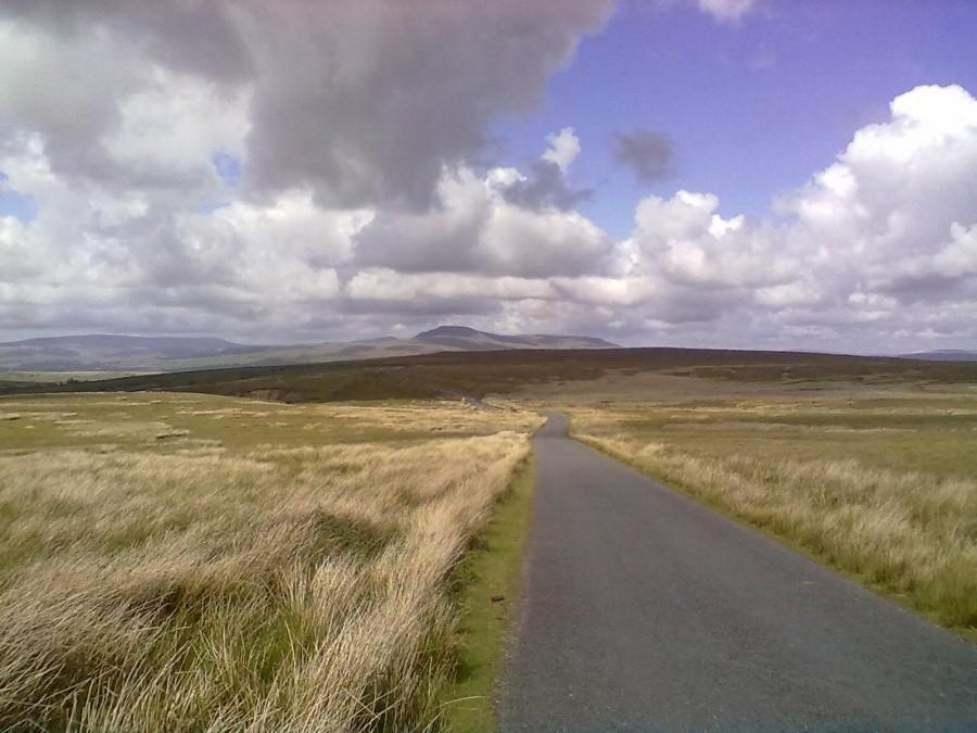 Miedzy Easington a Keasden