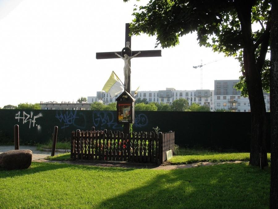 Krzyż przy Czerniakowskiej