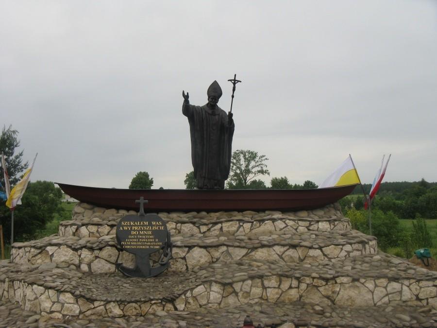 Pomnik w Chruszczobrodzie