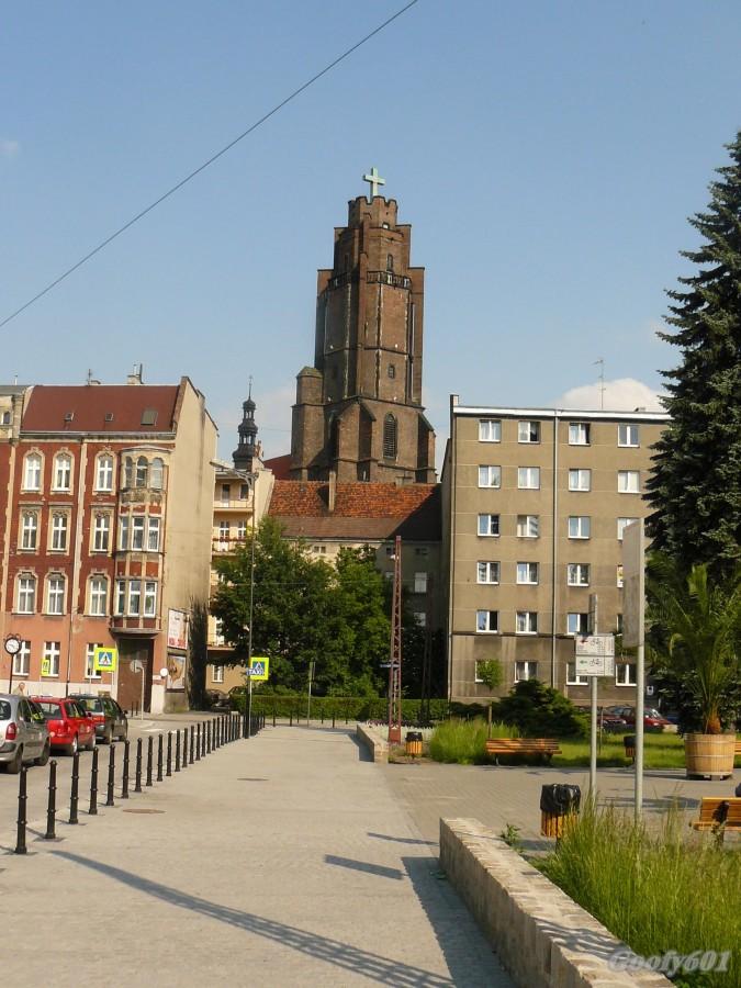Widok z pl. Mickiewicza.