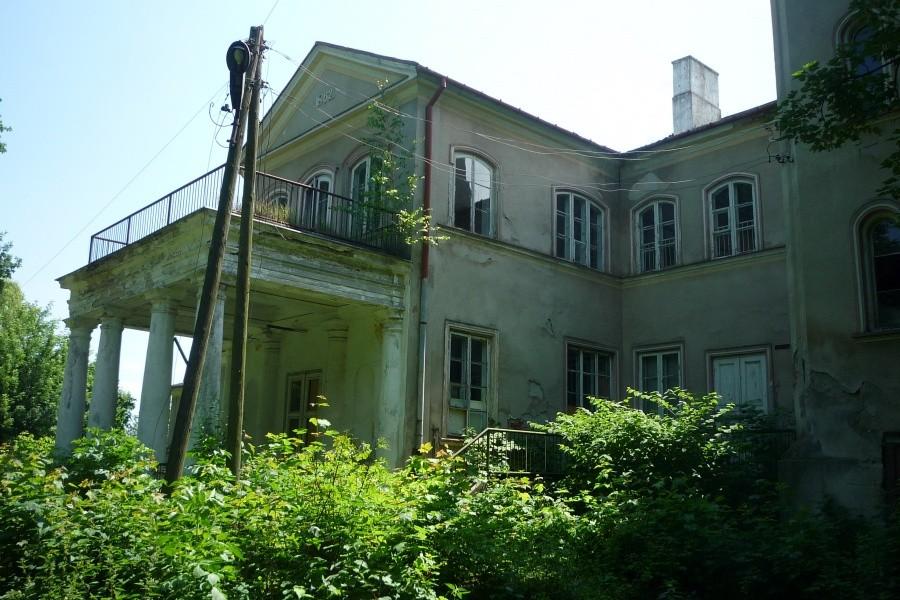 Dwór w Skotnikach
