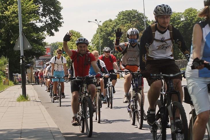 Przejazd ul. Ogrodową w trakcie łódzkiego Święta Cyklicznego 2011