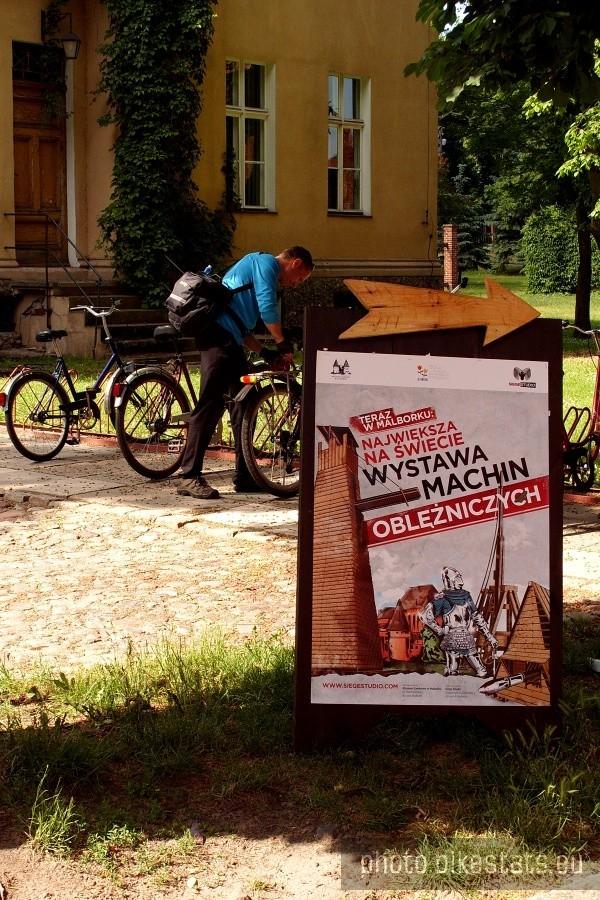 W drodze na wystawę