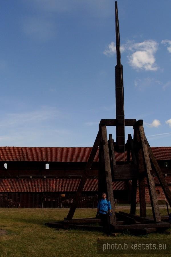 Urządzenie o największym zasięgu "trebusz"