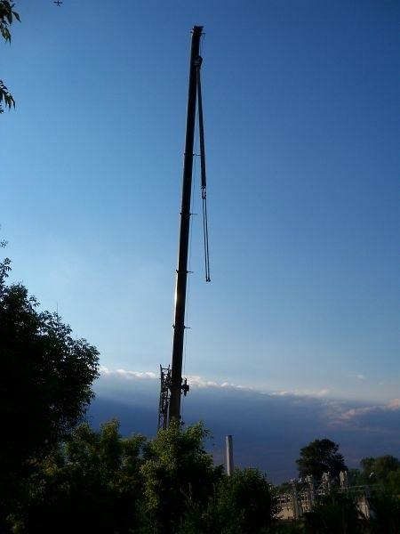 Dźwig nad trasą gdańską