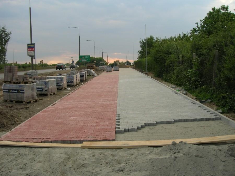 budowa drogi rowej