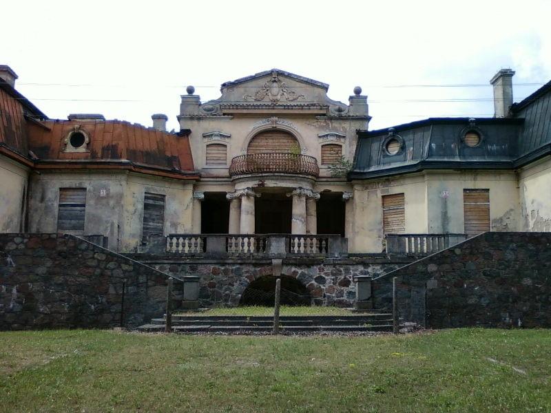 Pałac w Bratoszewicach