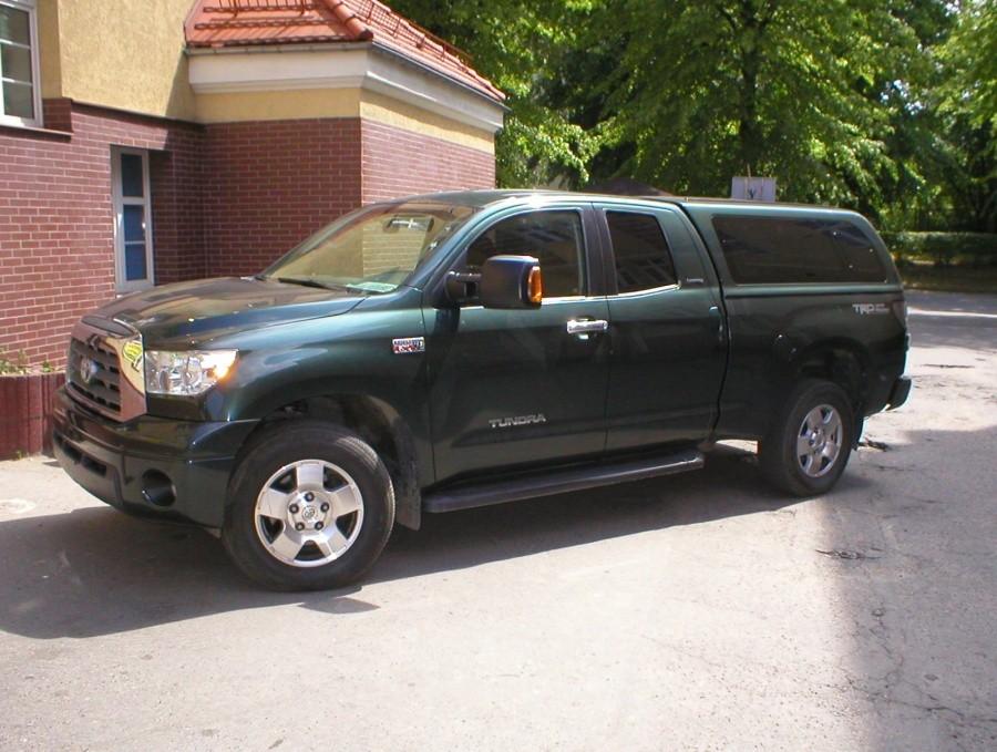 TOYOTA TUNDRA