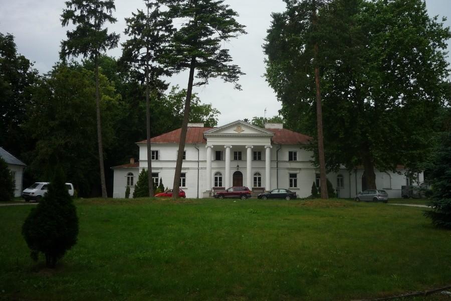 Dworek w Drwalewie