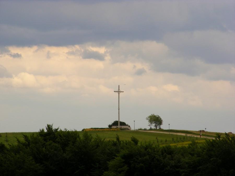 Krzyż w Niechobrzu