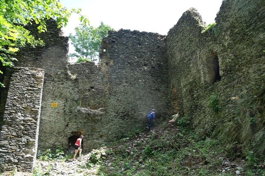 Zwiedzamy zamek