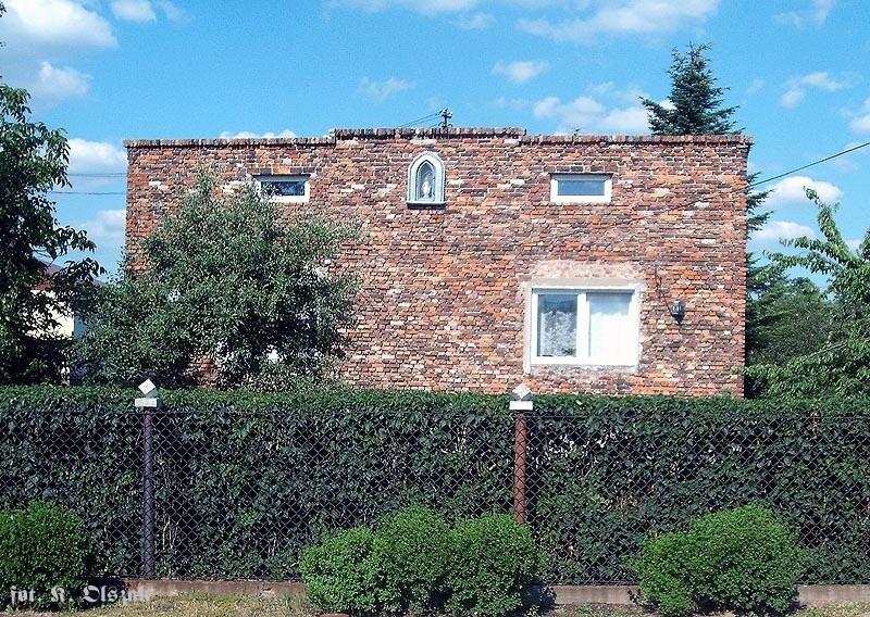 Ceglany dom