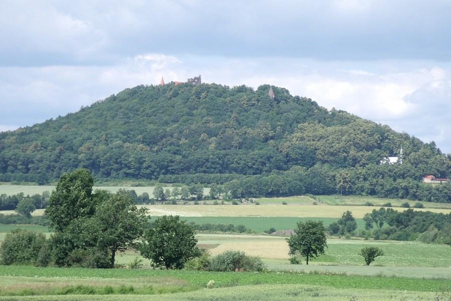 Zamek na wulkanie