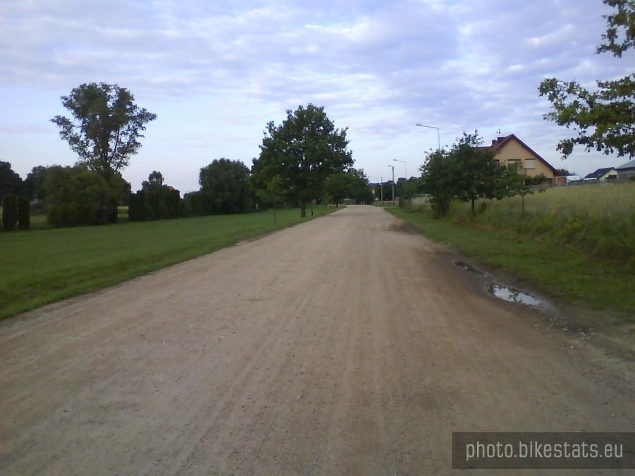 Uzarzewo ul. Dożynkowa