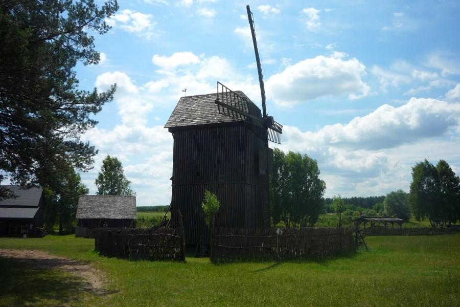 Wiatrak w Gościńcu Wiecha