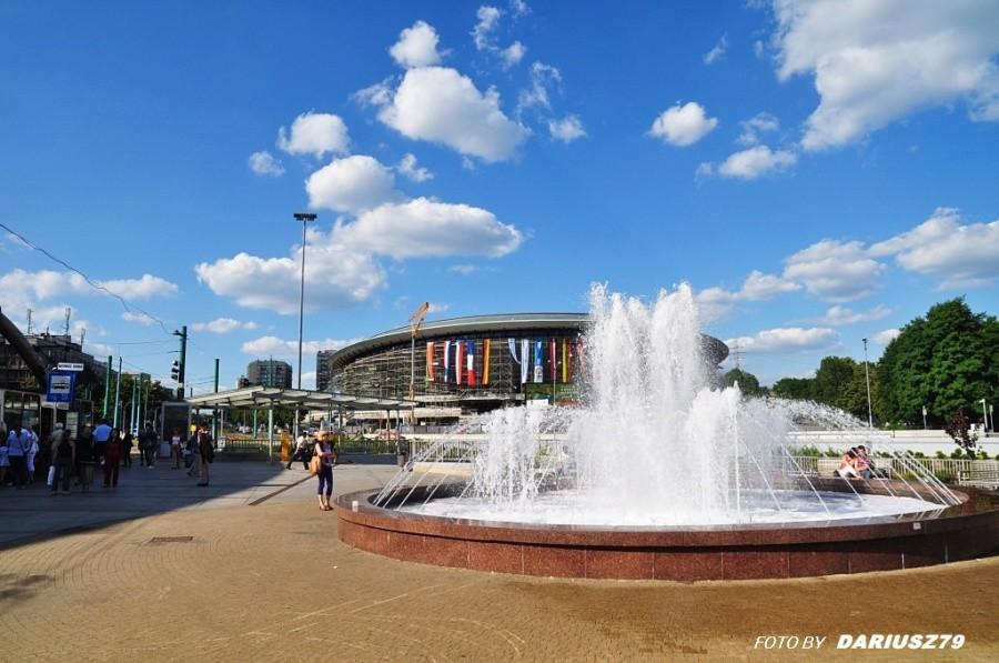 Katowice Rondo w tle spodek