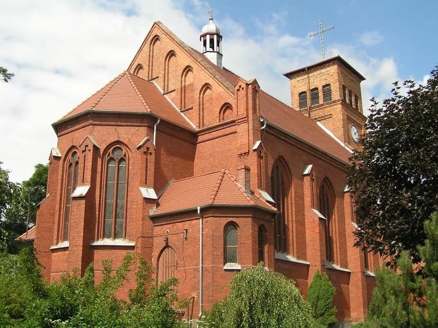 kościół parafii Św. Jakuba Mniejszego Ap. w Dąbrówce Nowej