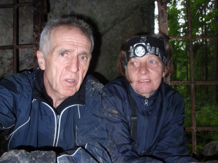 Przy wejściu do Jaskini Psiej