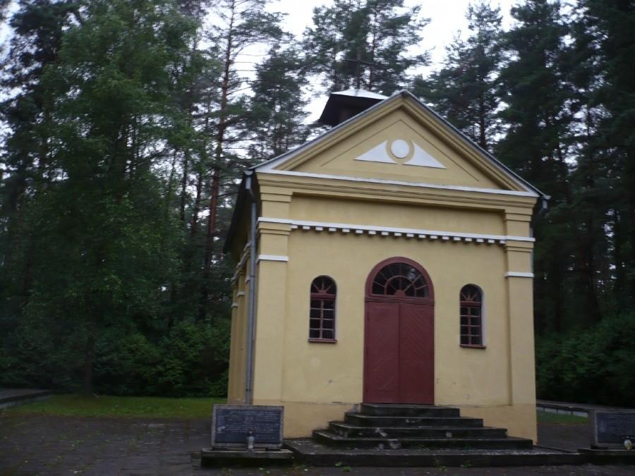 Kaplica na cmentarzu