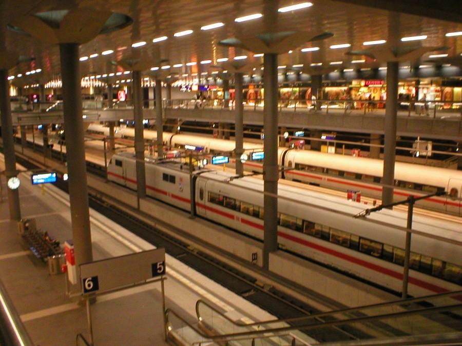 BERLIN-DWORZEC GŁÓWNY DB
