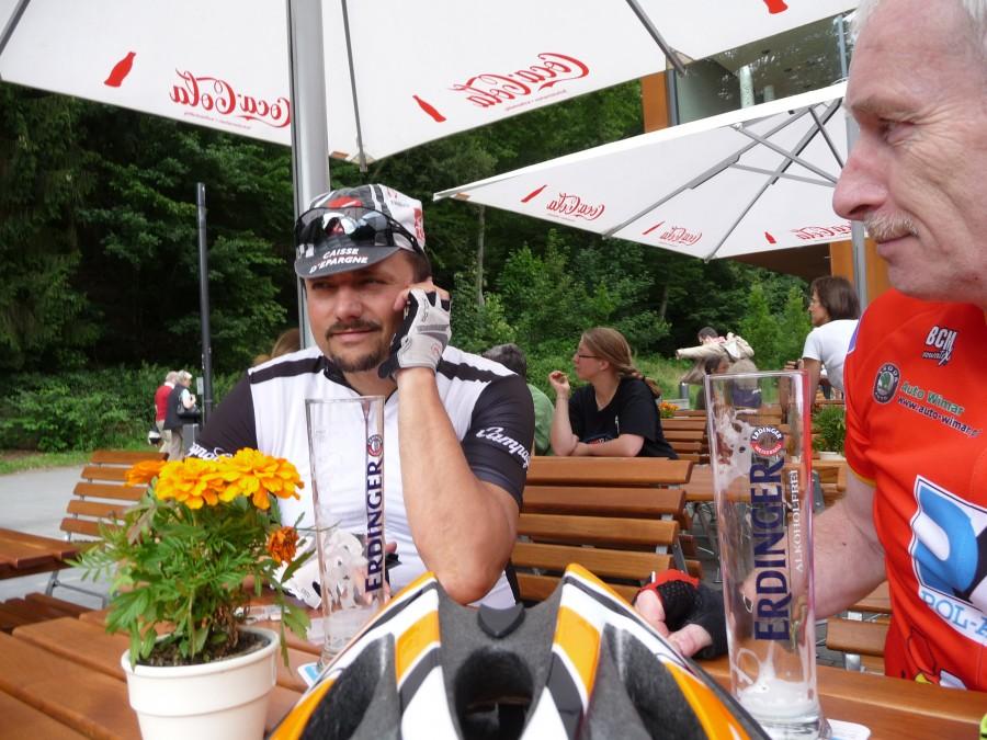 Runda przez Witzhelden i Müngstener Brücke - pauza przy piwku
