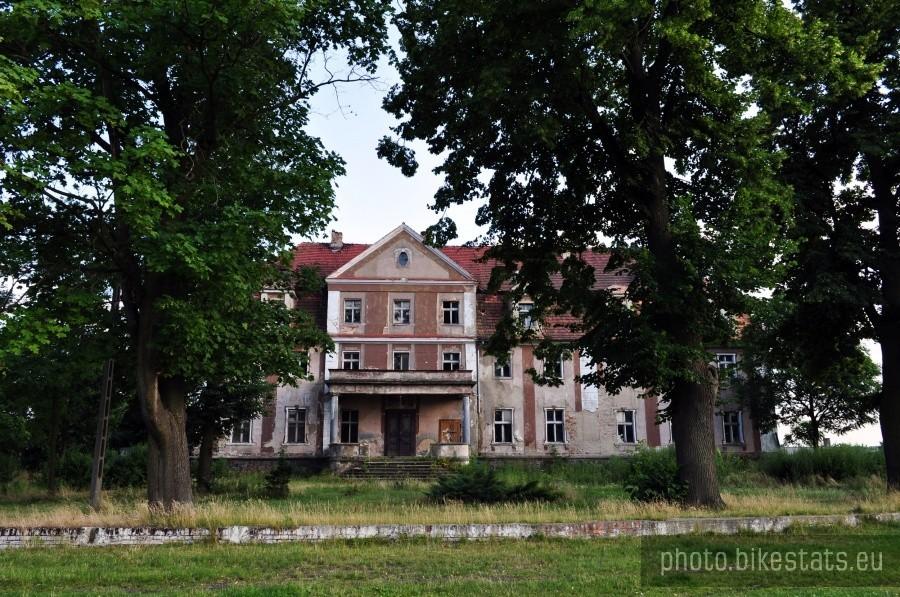 Pałac w Świninie