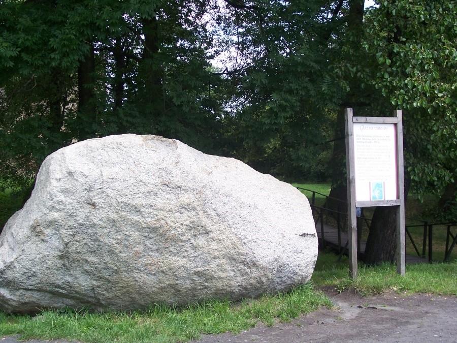 głaz narzutowy