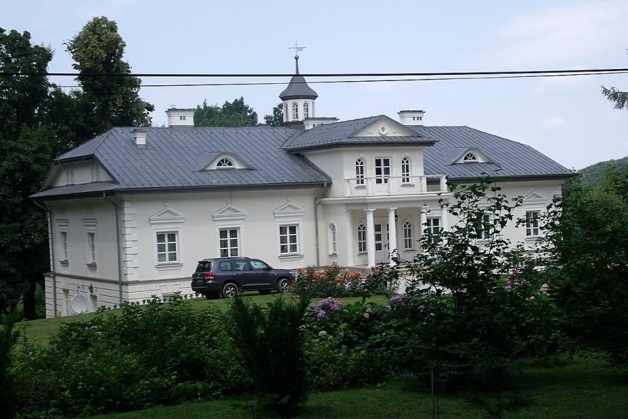 Dwór w Rzeplinie