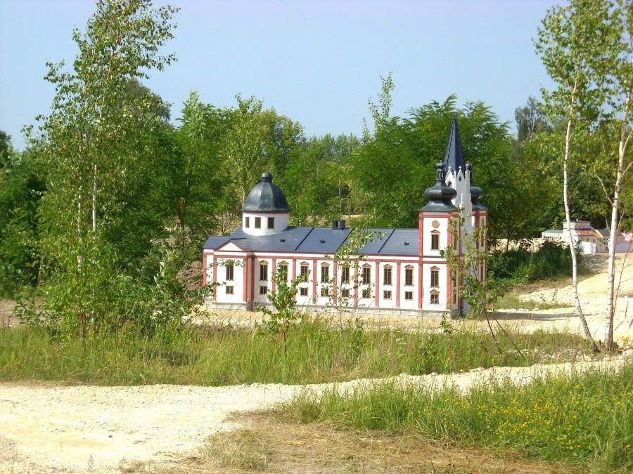 Miniatury w kamieniołomie III.