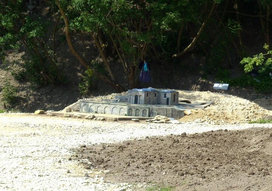 Miniatury w kamieniołomie VI.