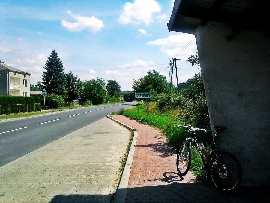 W Bronowicach na przystanku