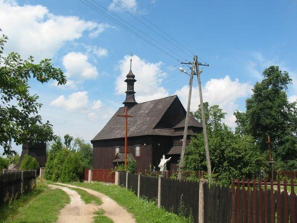 kościółek w Łęgicach Małych