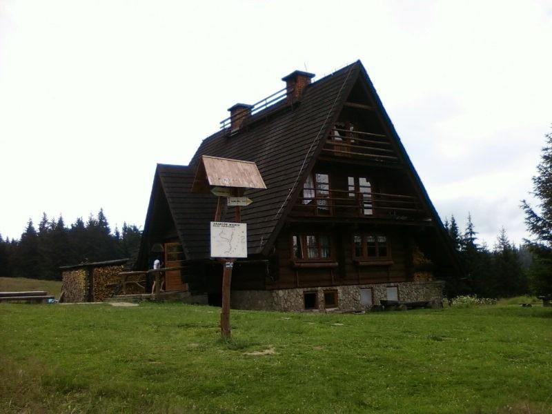 Schronisko na Krawcowym Wierchu