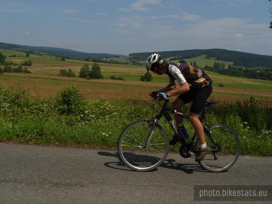 podjazdy w stronę przełęczy w ładnych okolicznościach przyrody