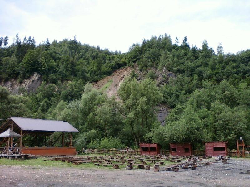 Skały w Kamesznicy