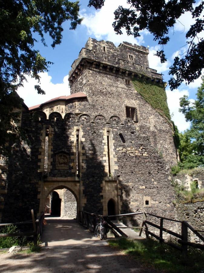 Zamek w Grodźcu