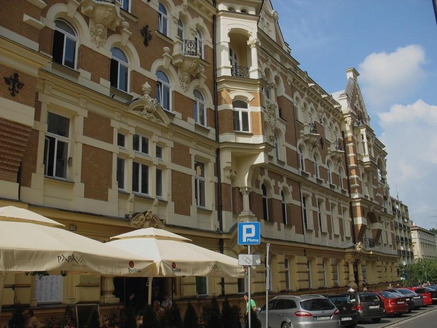 Ulica Foksal - kamienica hr. Ksawerego Branickiego