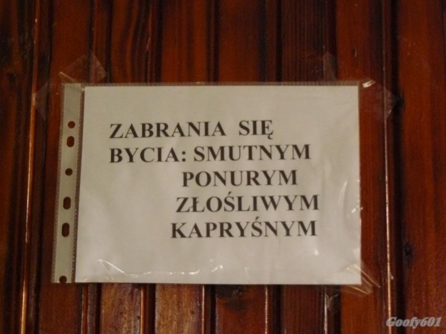 Bardzo surowe tu mają zasady ;)
